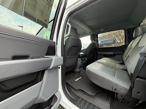 Certified 2022 Ford F150 XLT w/ Equipment Group 302A High image 23