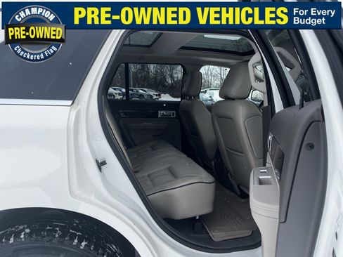 Used 2009 Lincoln MKX AWD image 32