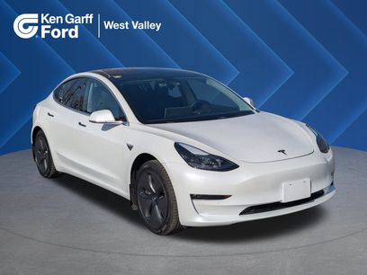 Used 2019 Tesla Model 3 Standard Range Plus