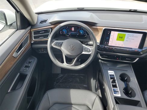 New 2026 Volkswagen Atlas SE image 16
