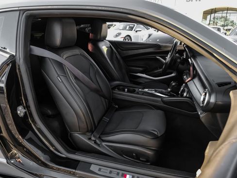 Used 2016 Chevrolet Camaro SS image 38