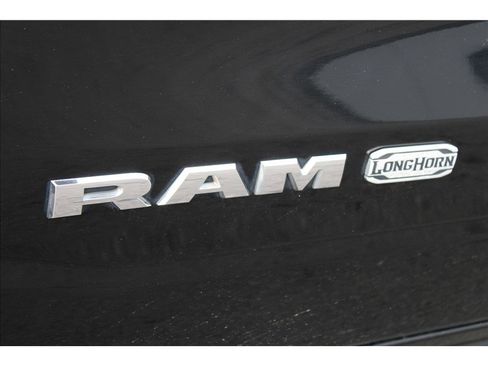 Used 2019 RAM 1500 Limited AWD/4WD image 43