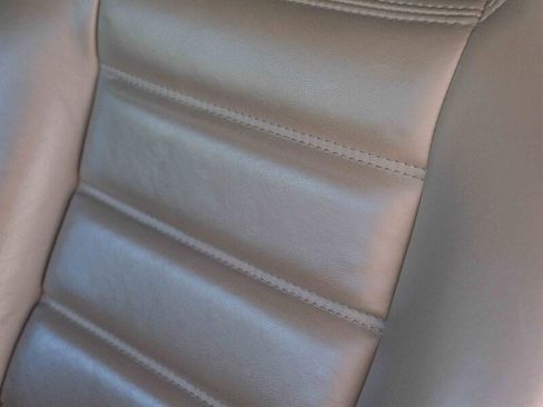 Used 2004 HUMMER H2 w/ Chrome Appearance Package image 32