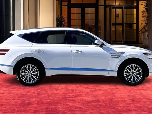 Used 2021 Genesis GV80 2.5T w/ Advanced Package 03 image 13