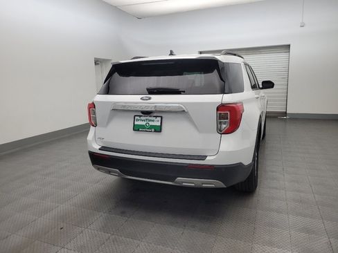 Used 2023 Ford Explorer XLT w/ Equipment Group 202A RWD image 7