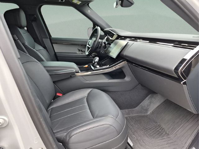 Used 2025 Land Rover Range Rover Sport SE AWD/4WD image 22
