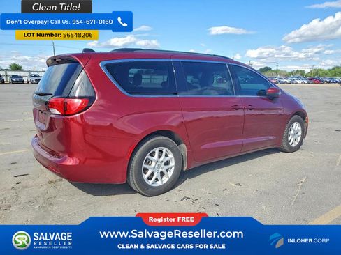 Used 2021 Chrysler Voyager Lxi FWD image 4