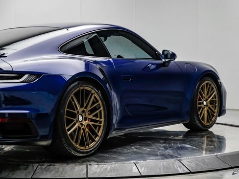 Used 2021 Porsche 911 Turbo image 24