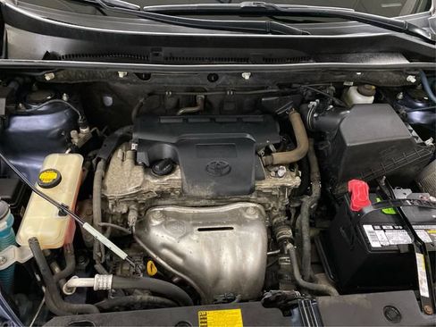 Used 2013 Toyota RAV4 LE AWD/4WD image 11
