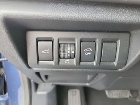 Used 2020 Subaru Outback Limited image 31