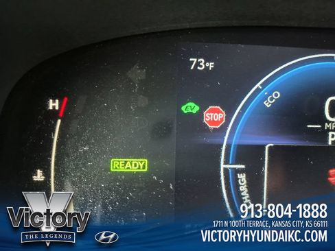 Used 2025 Toyota Camry SE FWD image 16