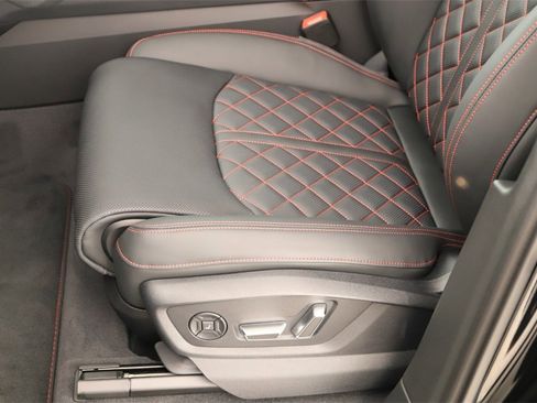 New 2026 Audi Q7 3.0T Prestige image 25