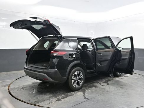 Used 2023 Nissan Rogue SV AWD/4WD image 42