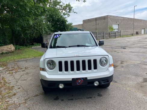 Used 2015 Jeep Patriot Latitude AWD/4WD image 8