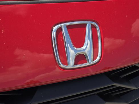 Used 2024 Honda HR-V Sport image 9