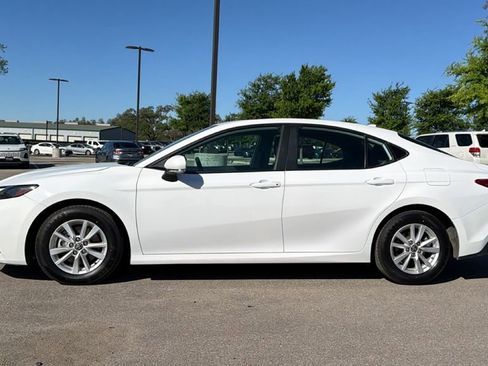 Certified 2025 Toyota Camry LE image 10