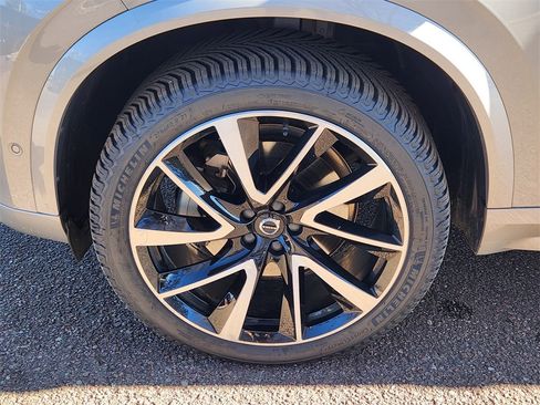 Used 2023 Volvo XC90 B6 Plus w/ Protection Package Premier image 27