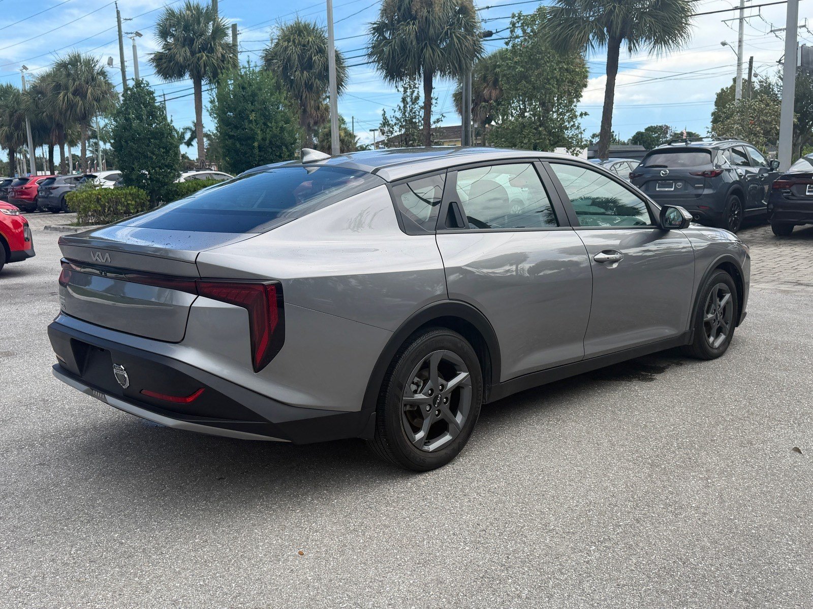 Used 2025 Kia K4 FWD image 7