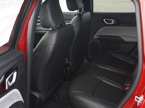 New 2026 Jeep Compass Limited image 25