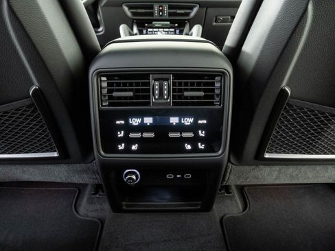 New 2026 Porsche Cayenne AWD/4WD image 21