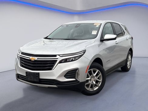 Used 2022 Chevrolet Equinox LT FWD image 2