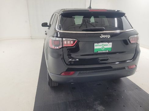Used 2023 Jeep Compass Sport AWD/4WD image 6