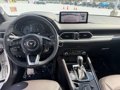 Used 2025 MAZDA CX-5 Signature image 12