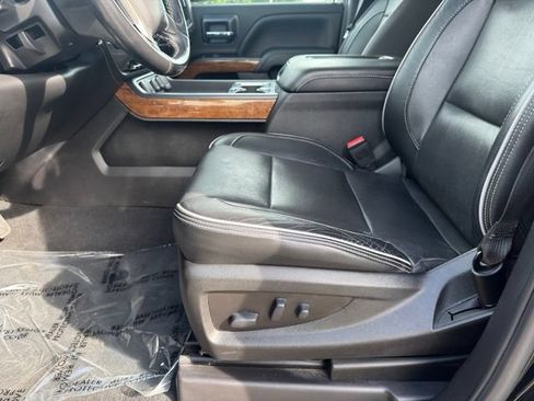 Used 2018 Chevrolet Silverado 1500 High Country AWD/4WD image 5
