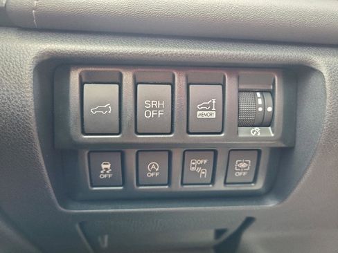 Used 2020 Subaru Forester Touring AWD/4WD image 17