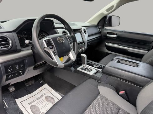 Used 2018 Toyota Tundra SR5 w/ SR5 Upgrade Package image 20