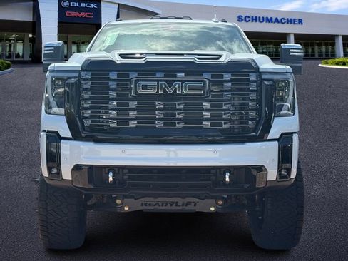 New 2026 GMC Sierra 3500 Denali Ultimate AWD/4WD image 2