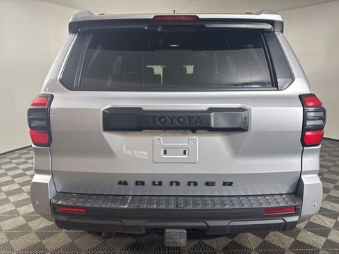 Used 2025 Toyota 4Runner TRD Off-Road image 22