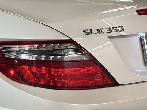 Used 2015 Mercedes-Benz SLK 350 image 6