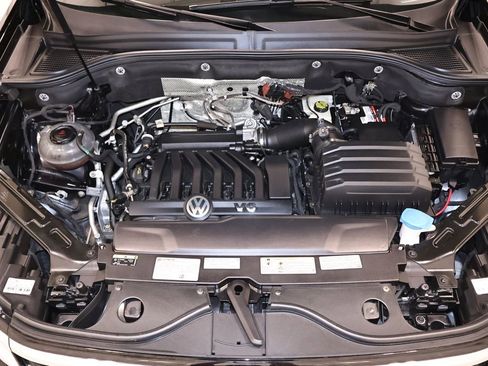Used 2022 Volkswagen Atlas SEL R-Line AWD/4WD image 44