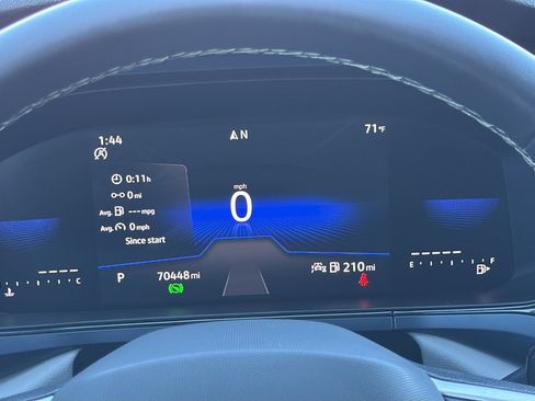 Used 2023 Volkswagen Taos SE image 17