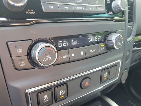 Certified 2024 Nissan Titan SV w/ SV Convenience Package RWD image 27