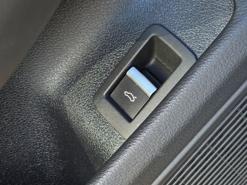 Used 2023 Audi S4 Premium Plus w/ Premium Plus Package image 38