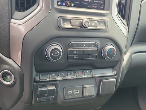 Used 2025 Chevrolet Silverado 1500 Custom w/ Turbomax Blackout Package AWD/4WD image 28