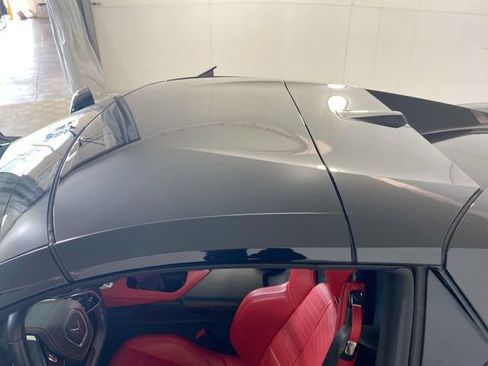 Used 2021 Chevrolet Corvette Stingray Premium Conv w/ Z51 Performance Package RWD image 39