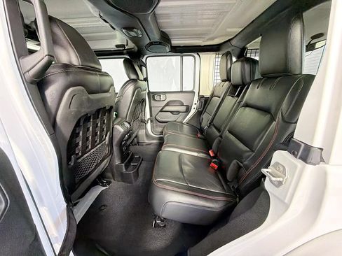 Used 2020 Jeep Wrangler Unlimited Rubicon w/ Uconnect 4C Nav & Sound Group AWD/4WD image 42