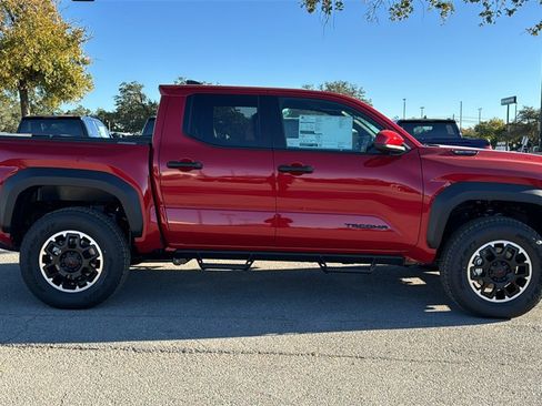 New 2025 Toyota Tacoma TRD Off-Road image 10