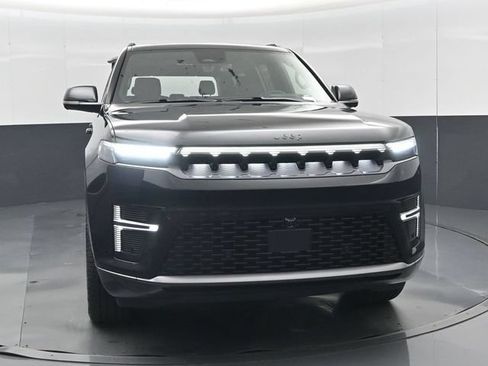 New 2026 Jeep Grand Wagoneer Summit AWD/4WD image 38