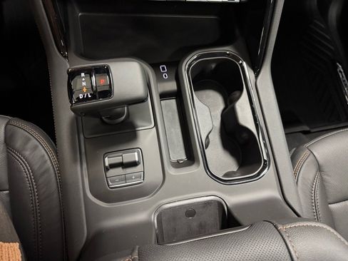 New 2026 GMC Sierra 1500 AT4 w/ Technology Package image 21