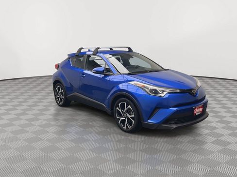 Used 2019 Toyota C-HR XLE FWD image 26