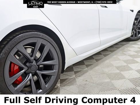 Used 2023 Tesla Model S Plaid image 11