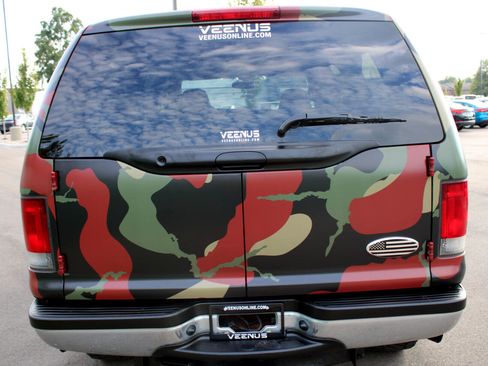 Used 2002 Ford Excursion XLT image 5