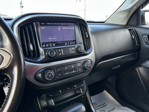 Used 2019 Chevrolet Colorado LT w/ LT Convenience Package image 36