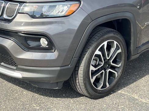 Used 2022 Jeep Compass Limited w/ Sun and Sound Group AWD/4WD image 8