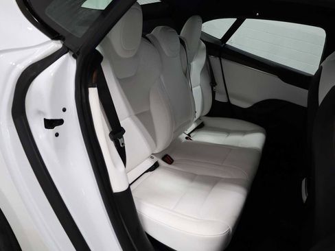 Used 2023 Tesla Model S image 31