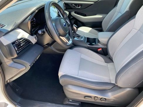 Certified 2025 Subaru Outback Premium AWD/4WD image 10